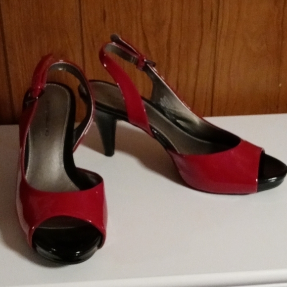 Bandolino slingback sandal dark red size 7 - Picture 3 of 9